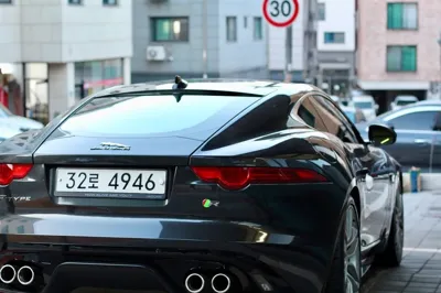 Jaguar F-Type 2015, 50000 км, за 29120.59 USD