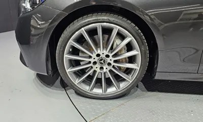 Mercedes-Benz E-Class 2021, 31478 км, за 27241.7 USD