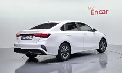 Kia K3 2022, 98597 км, за 8320.87 USD