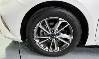 Kia K3 2022, 98597 км, за 8320.87 USD
