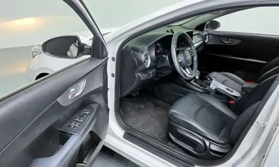 Kia K3 2022, 98597 км, за 8320.87 USD - фото 10