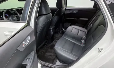 Kia K3 2022, 98597 км, за 8320.87 USD - фото 12