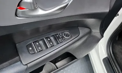 Kia K3 2022, 98597 км, за 8320.87 USD - фото 28