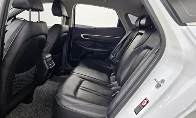 Hyundai Sonata 2020, 55595 км, за 12813.06 USD - фото 26