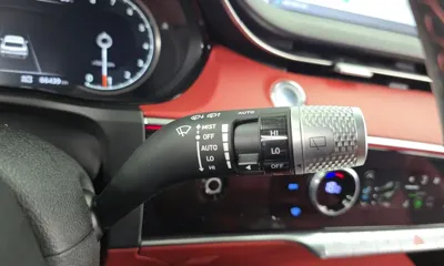 Genesis GV70 2021, 66439 км, за 20716.62 USD - фото 27