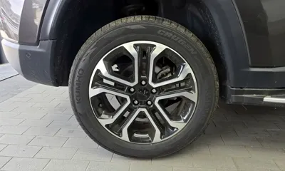 Jeep Compass 2022, 32499 км, за 13976.46 USD