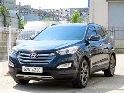 Hyundai Santafe 2014, 289285 км, за 3896.7 USD