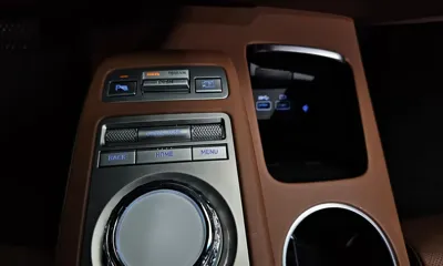 Genesis GV70 2021, 32599 км, за 24429.98 USD - фото 33