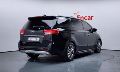 Kia Canival 2018, 77863 км, за 9184.01 USD