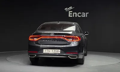 Hyundai Grandeur 2017, 175551 км, за 6276.84 USD