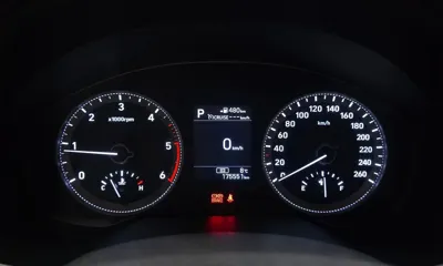 Hyundai Grandeur 2017, 175551 км, за 6276.84 USD - фото 8