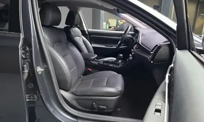 Hyundai Grandeur 2017, 175551 км, за 6276.84 USD - фото 11