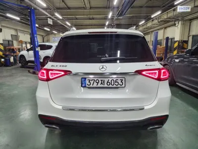 Mercedes-Benz GLE-Class 2022, 40000 км, за 55139.82 USD