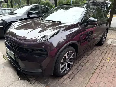 Lynk & Co 01 EM-P · 2021 год