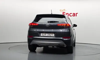 Hyundai Tucson 2018, 75509 км, за 8262.83 USD