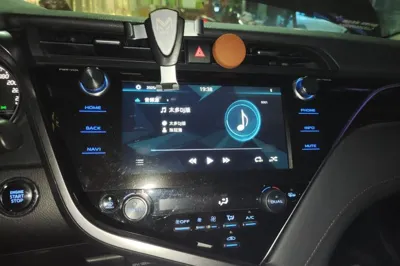 Toyota Camry 2019, 139900 км, за 19525 USD - фото 12