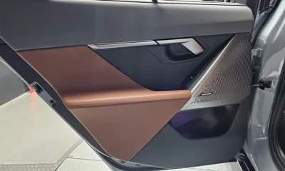 BMW 5-Series 2024, 35452 км, за 51312.08 USD - фото 25