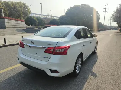 Nissan Sylphy 2018, 70000 км, за 4812.63 USD