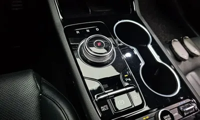 Kia K5 2024, 26440 км, за 20087.1 USD - фото 9