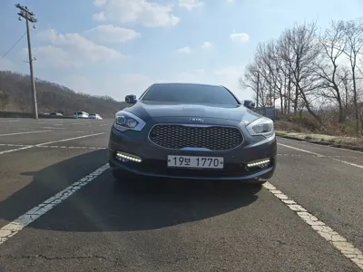 Kia K9 · 2015 год