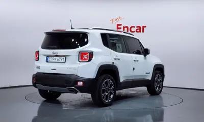 Jeep Renegade 2018, 61574 км, за 9181.48 USD