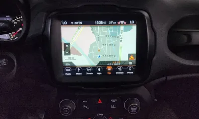 Jeep Renegade 2018, 61574 км, за 9181.48 USD - фото 12