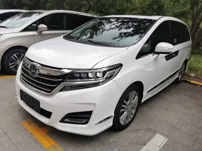 Honda Elysion · 2017 год