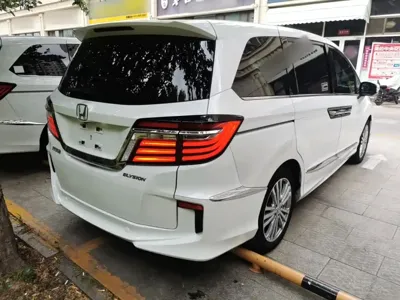 Honda Elysion 2017, 84100 км, за 16866.01 USD - фото 7