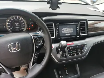 Honda Elysion 2017, 84100 км, за 16866.01 USD - фото 10