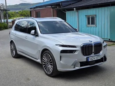 BMW X7 2024, 11100 км, за 69246.42 USD