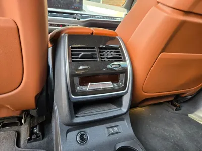 BMW X7 2024, 11100 км, за 69246.42 USD - фото 14