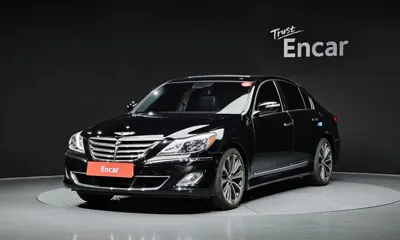 Hyundai Genesis · 2012 год