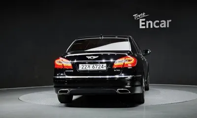 Hyundai Genesis 2012, 255655 км, за 2312.52 USD