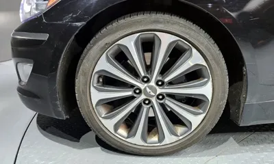 Hyundai Genesis 2012, 255655 км, за 2312.52 USD