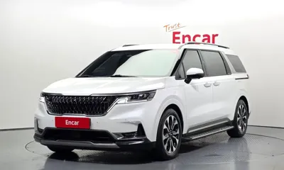 Kia Canival · 2023 год