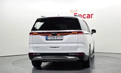 Kia Canival 2023, 38370 км, за 19177.01 USD