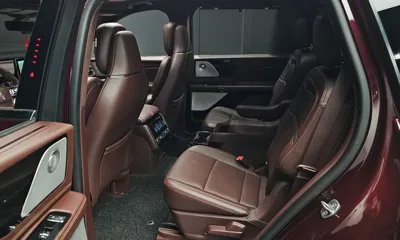 Lincoln Aviator 2021, 81613 км, за 24993.43 USD - фото 12