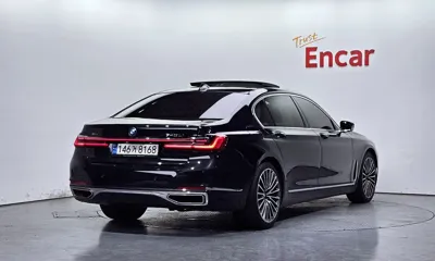 BMW 7-Series 2021, 120769 км, за 31203.27 USD