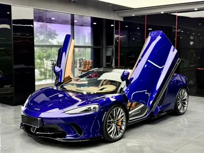 McLaren GT · 2023 год