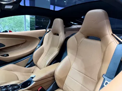 McLaren GT 2023, 13000 км, за 191531.76 USD - фото 9