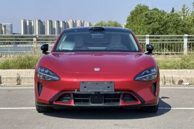 Xiaomi Auto SU7 2026, 1500 км, за 36729 USD - фото 12
