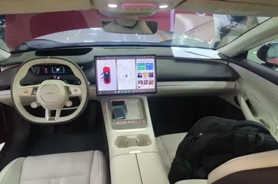 Xiaomi Auto SU7 2026, 1500 км, за 36729 USD - фото 19