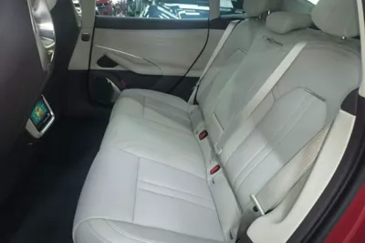 Xiaomi Auto SU7 2026, 1500 км, за 36729 USD - фото 27