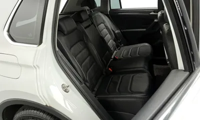Volkswagen Tiguan 2020, 64630 км, за 13900.65 USD - фото 12