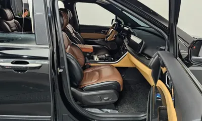 Kia Canival 2021, 62730 км, за 16121.69 USD - фото 26