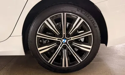 BMW 3-Series 2025, 6177 км, за 27569.91 USD