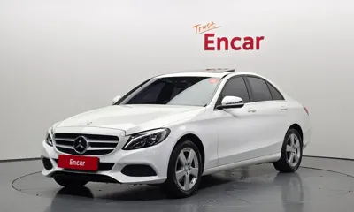 Mercedes-Benz C-Class · 2017 год