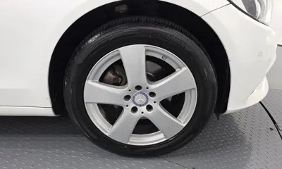Mercedes-Benz C-Class 2017, 76232 км, за 10677.55 USD