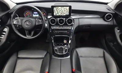 Mercedes-Benz C-Class 2017, 76232 км, за 10677.55 USD - фото 7