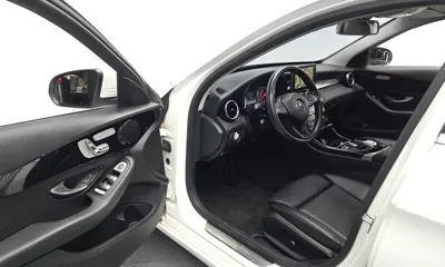 Mercedes-Benz C-Class 2017, 76232 км, за 10677.55 USD - фото 10